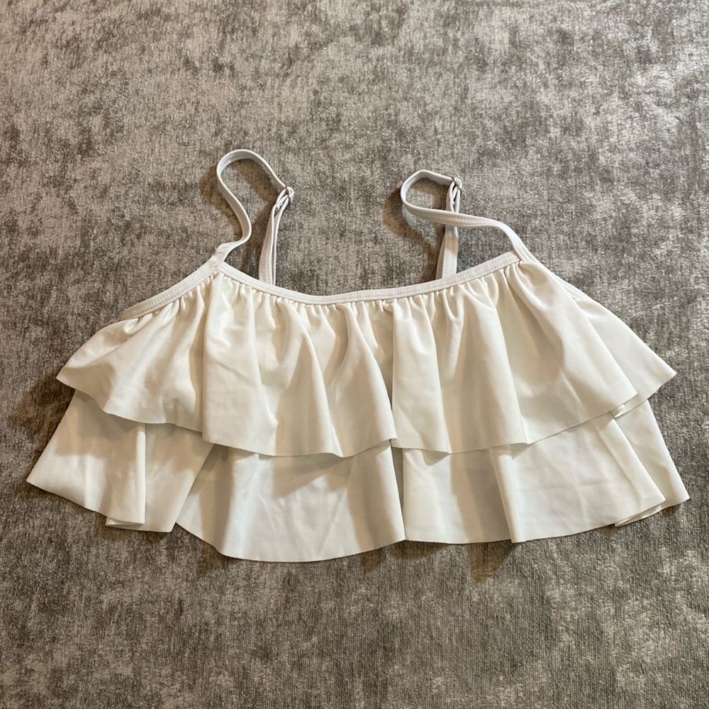 Shein white size medium ruffle swimsuit top. {1132}